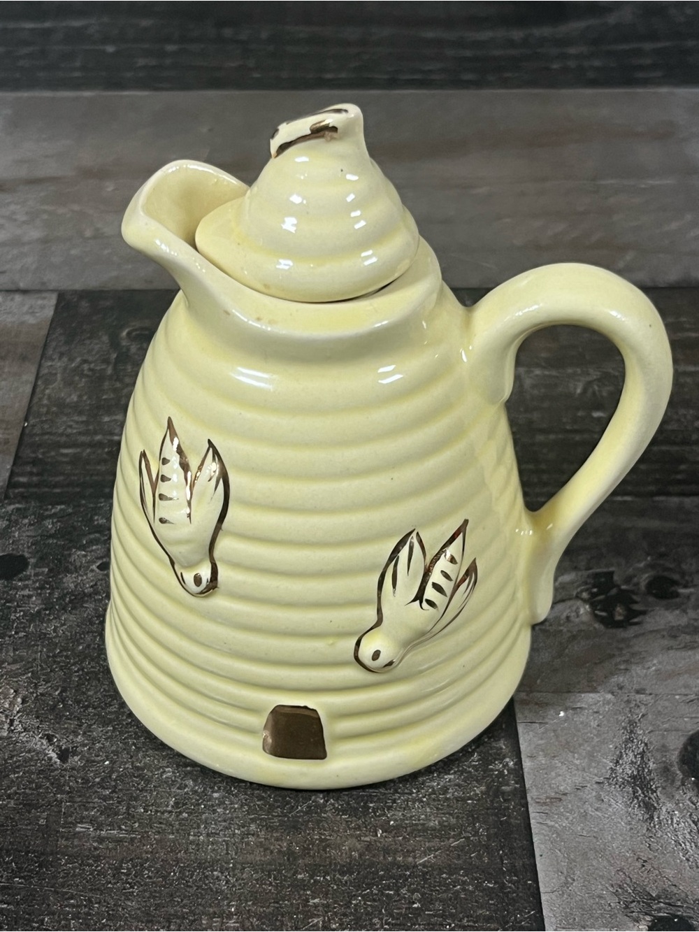 Ceramic Honey Syrup Pot Creamer Dispenser Yellow Bees Hive Vintage